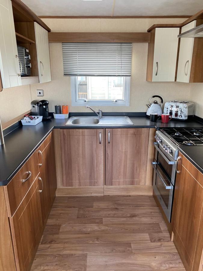 Vista Caravan Hire Seasalter Exterior photo