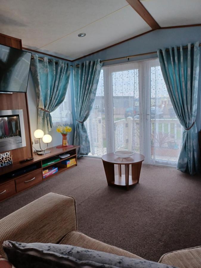 Vista Caravan Hire Seasalter Exterior photo